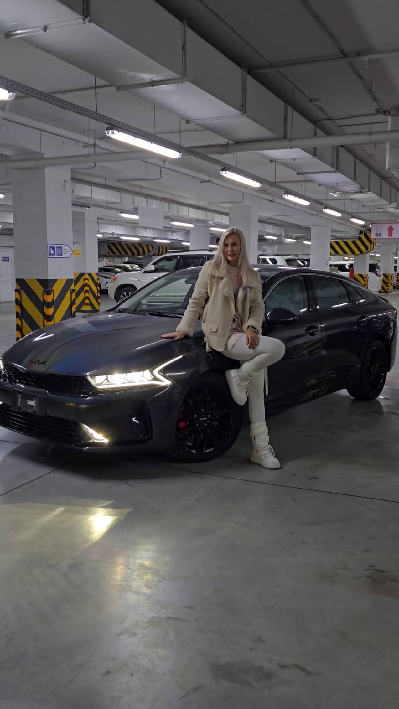 Kia K5 - с комфортом летать! смотреть онлайн