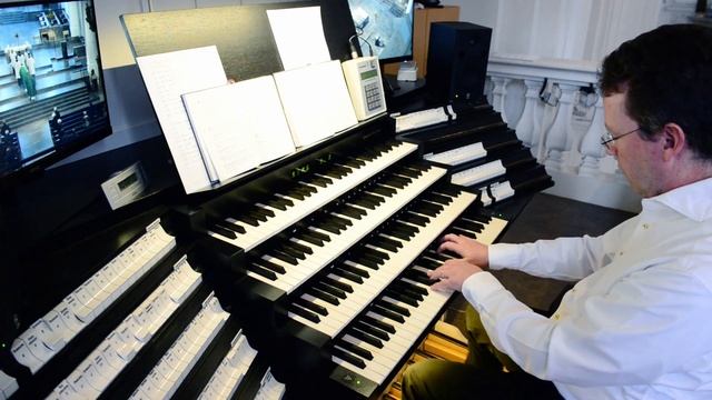 GL 144 - Nun jauchzt dem Herren alle Welt - Würzburger Dom смотреть онлайн