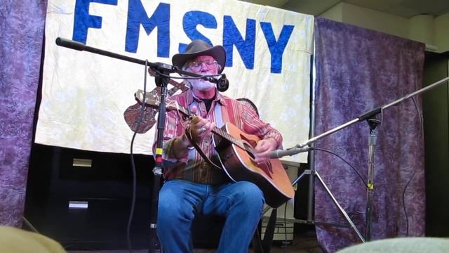 Bill Staines - Crossing the Water, live in NYC, 4/16/2010 смотреть онлайн