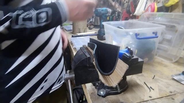 кожанные ножны с проставкой смотреть онлайн