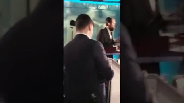 Freilach Band MBD Yaakov Shwekey The Shira Choir смотреть онлайн