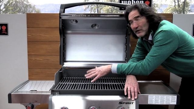 Grill und Küchenzeug - Weber S320 смотреть онлайн