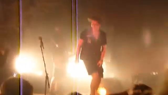 AMATORY - Осколки (Live in Tula, 05.10.2011) смотреть онлайн