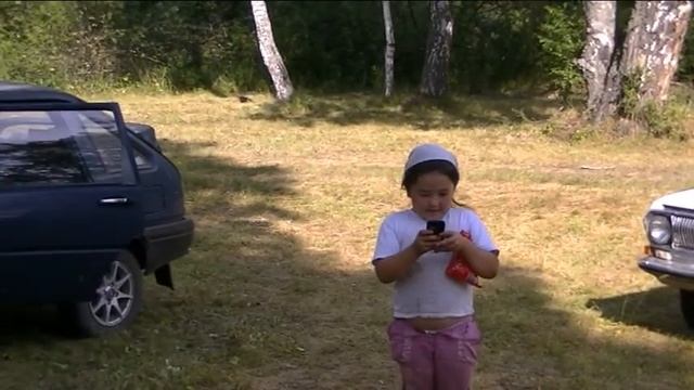 На сенокосе семейством смотреть онлайн