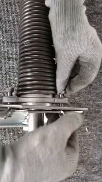 How to install a garage door torsion spring? смотреть онлайн