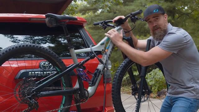 Kuat Transfer v2 Hitch Mounted Bike rack смотреть онлайн