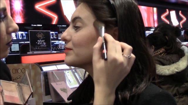 прогулки по Парижу. Sephora смотреть онлайн