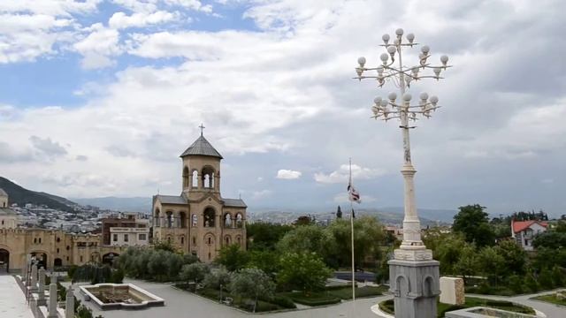 Holy Trinity Cathedral of Tbilisi Sameba смотреть онлайн