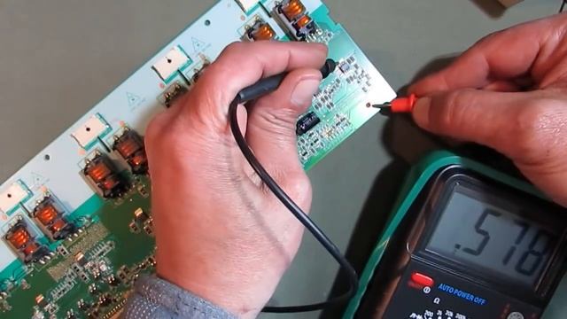 MYSTERY MTV 3207 Ремонт Легко. Тёмный экран, звук есть.