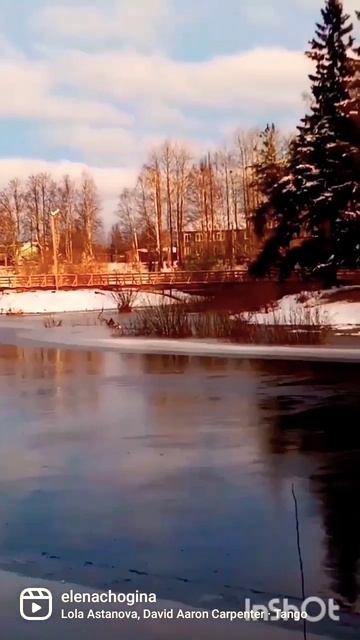 Весенние будни 🧡 Вид на Смоленский собор, г.Олонец.