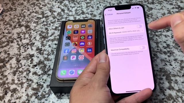 iPhone 13 Pro How to Use Personal Hotspot смотреть онлайн