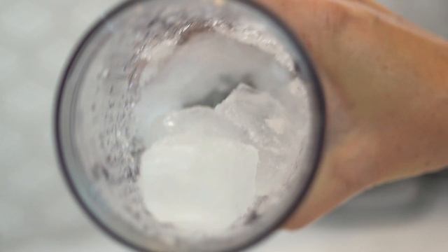 Review: Ninja Blast Portable Blender смотреть онлайн