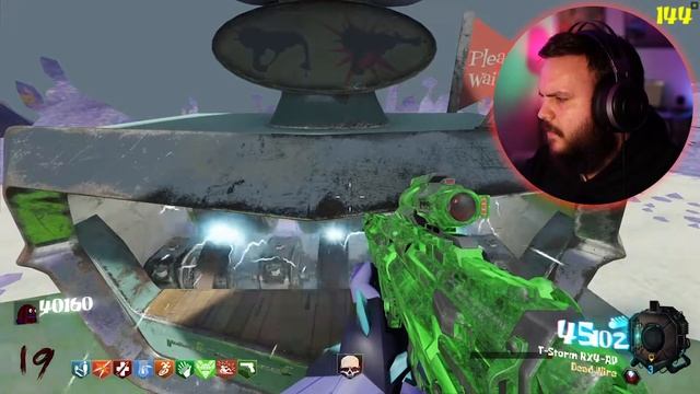 SpongeBob Zombies | Challenge Arena! смотреть онлайн