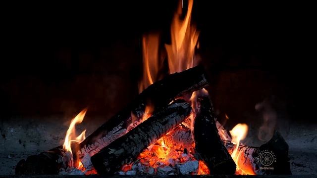 Расслабляющие Звуки Огня, Звуки горящего Огня в Камине и Потрескивания Огня