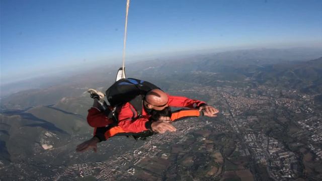 Skydive Parachute Launch with The ZOO Terni Italy - How is Skydiving Fly Landing - lancio paracadut смотреть онлайн