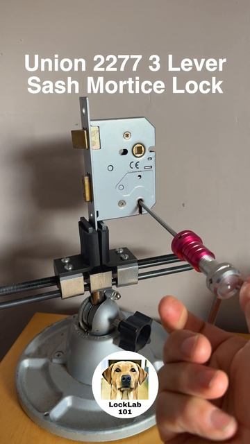 Lock Picking Shorts - Union 2277 3 Lever Sash Mortice Lock смотреть онлайн