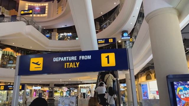 Паттайя. Терминал 21 смотреть онлайн