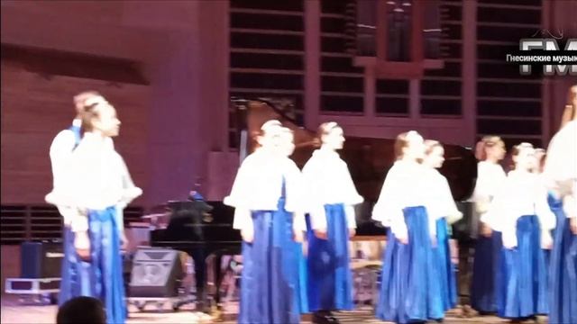 "Божья ёлка" - Хор "Московские колокольчики". смотреть онлайн