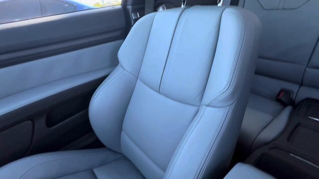 Autobarn STABLES Collection Interlagos Blue Metallic 2011 BMW M3 w/ 17k miles... PC15017 смотреть онлайн