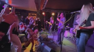 Парк Горького.  Scrim and shout. Концерт в Клубе Ритм Блюз 16.02.2025 г. Любительская съемка