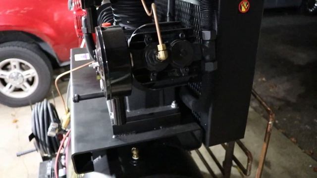Eaton Compressor 60 gal. Review смотреть онлайн