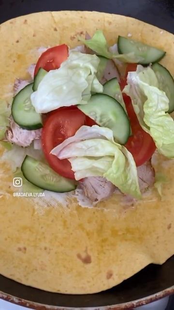 ПП ШАУРМА. ##готовка#вкусныйужин#идеяобеда#ппрецепты#правильноепитание#похудение#идеяужина смотреть онлайн