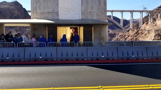 Hoover Dam Updates! | The Vegas Tourist смотреть онлайн