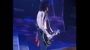Guns N' Roses  Knocking On Heaven's Door Live In Tokyo 1992 HD.