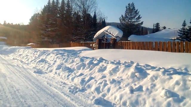 Вот такой посёлок, вершина тёи, в Хакасии, кто там был пишем комментарии! смотреть онлайн