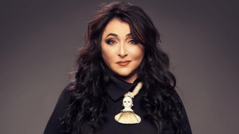 танцом по третьей Лолиты и клава коки смотреть онлайн