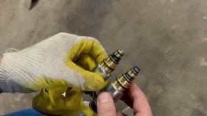 Замена клапана компрессора кондиционера VALEO на VOLVO S80.