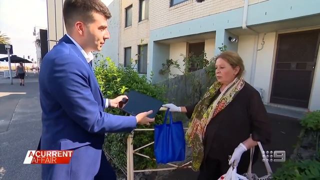Home security cameras beaming to strangers around world | A Current Affair смотреть онлайн