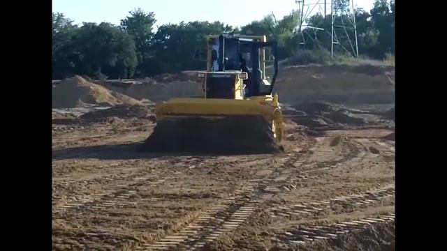 Арендой бульдозер, Komatsu D61 смотреть онлайн