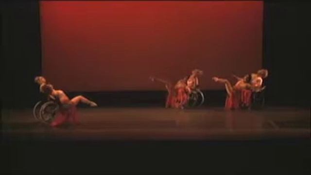 Full Radius Dance on People For People смотреть онлайн