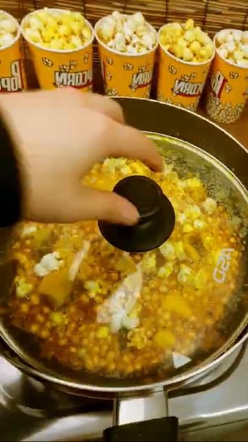 Don’t Waste The Mooncakes Left Over From Last Year To Make Popcorn #short #Food Tk