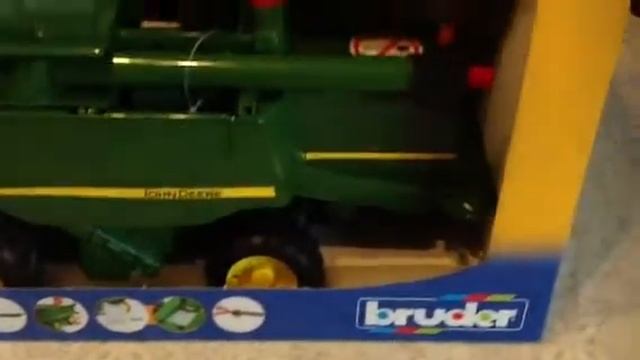 Bruder T670i Mietitrebbia John Deere