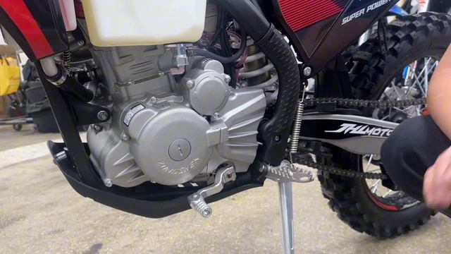 ОБЗОР эндуро мотоцикла JHLMOTO JHL Z5V от сети мотосалонов X-MOTORS