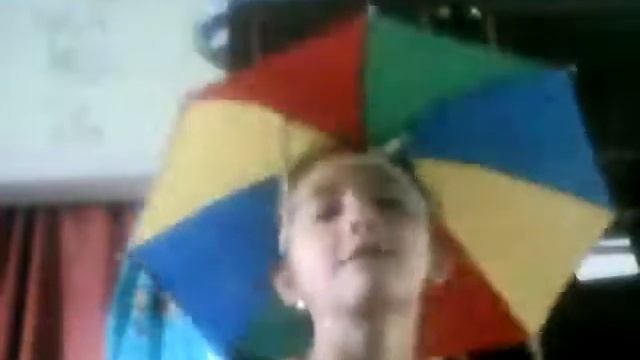 Меряем шапки)))