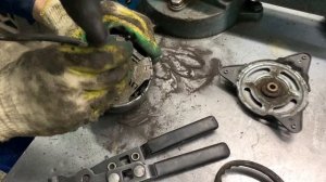 Обслуживание радиаторов и вентиляторов Вольво хс70.