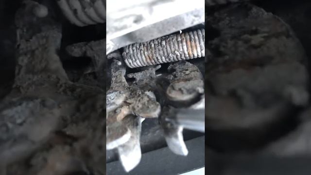 Battery dead, door lock won’t open - Nissan Frontier 2004 hood lock tip смотреть онлайн