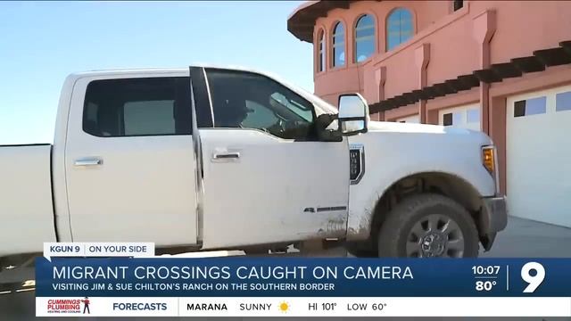 Couple claims cartel spies on ranch as cameras catch hundreds of migrants смотреть онлайн