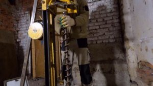 ПОКАЗЫВАЮ ВОДОНОСНЫЙ СЛОЙ (ПЕСОК) для абиссинской скважины!