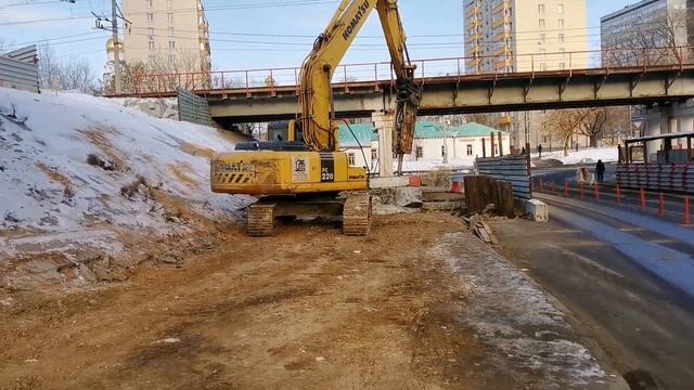 Строительство эстакады для МЦД-4 в районе ТТК и улицы Рогожский посёлок смотреть онлайн