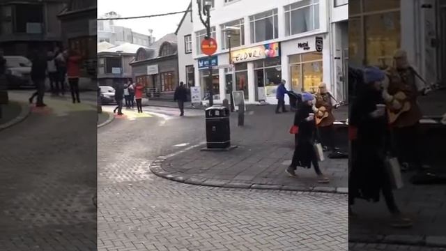 Postcard from Reykjavík смотреть онлайн
