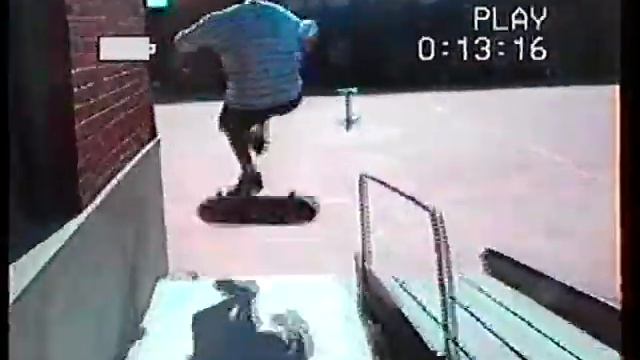 BARRACUDA BAR 1995 смотреть онлайн