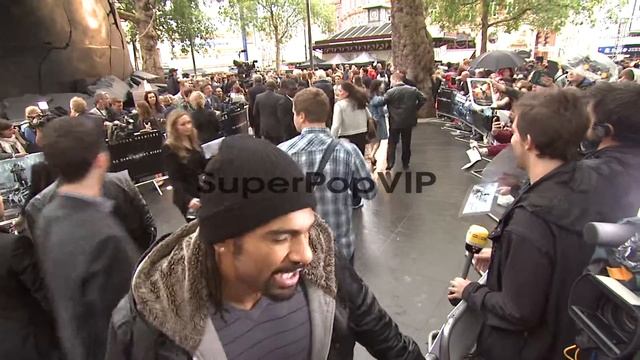 ATMOSPHERE: The Dark Knight Rises: European Premiere at L... смотреть онлайн
