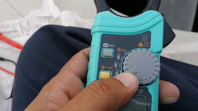 Chiller Condensor fan motor not working смотреть онлайн