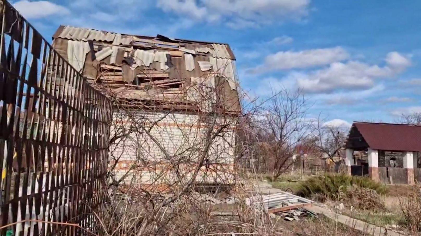 Атака БПЛА. Саратовские дачники оценивают ущерб на миллионы рублей смотреть онлайн