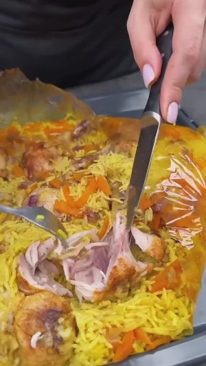 Нереально вкусный рис с курочкой в рукаве! Новые рецепты КАЖДЫЙ ДЕНЬ #shorts