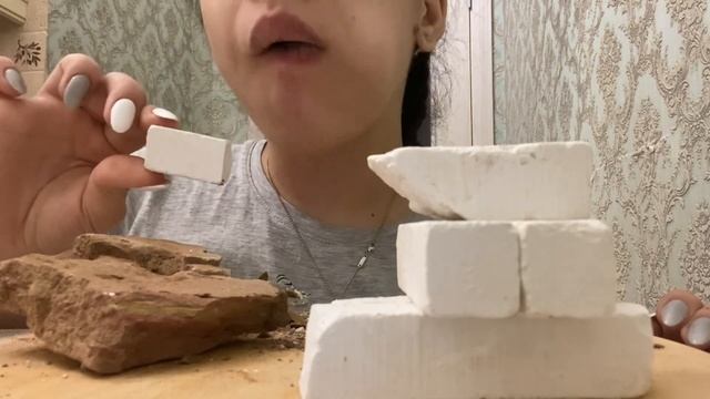 MUKBANG| Sawn Chalk and dry clay|Long Asmr |АСМР| Сухой мел и глина смотреть онлайн